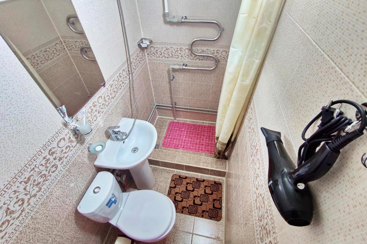 Апартаменты В Микрорайоне Орбита-2, 4 Almaty Exterior foto